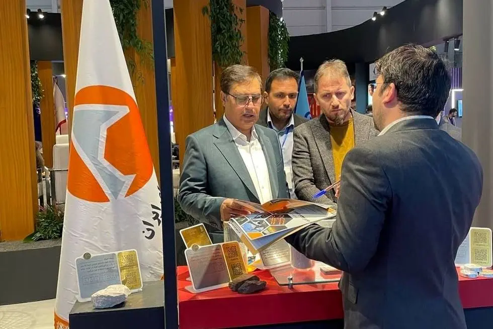 بازدید دکتر بادکوبه، مدیرعامل و عضو محترم هیأت‌مدیره شرکت آلومینای ایران از نمایشگاه تقاضای ساخت و تولید ایرانی ( تستا )