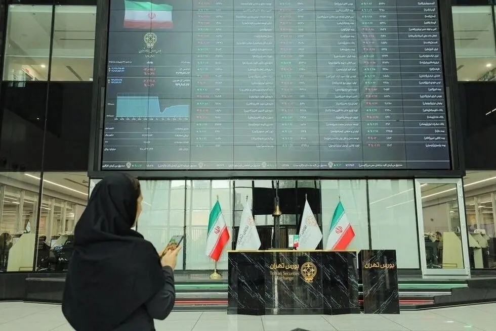  عظمت به بورس ایران برگشت
