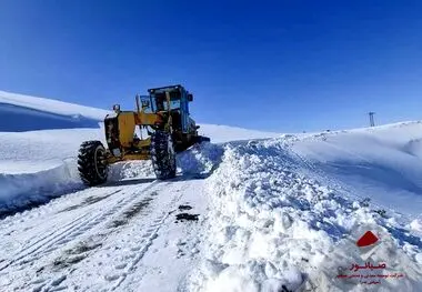 صبانور در کنار مردم کرانی؛ برف‌روبی و امدادرسانی به جاده‌های روستایی بیجار​
