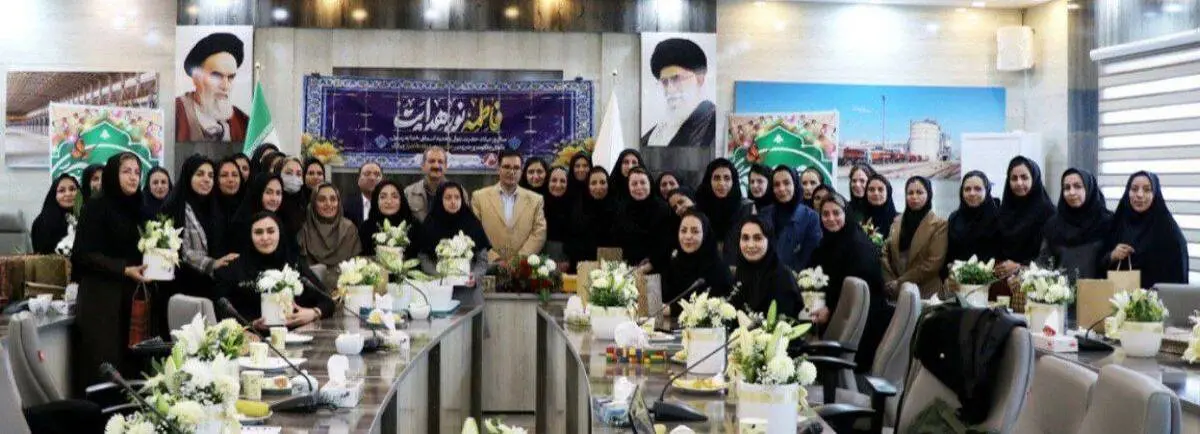 دیدار صمیمانه مدیرعامل شرکت آلومینای ایران با بانوان شاغل در شرکت به مناسبت میلاد حضرت فاطمه زهرا (س)


