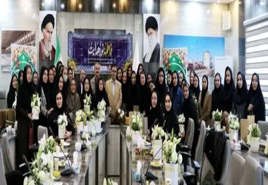 دیدار صمیمانه مدیرعامل شرکت آلومینای ایران با بانوان شاغل در شرکت به مناسبت میلاد حضرت فاطمه زهرا (س)

