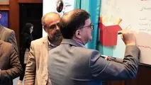 قائم مقام وزیر صمت از بسته بیمه ای «همیار صنعت» بیمه دی رونمایی کرد