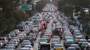 غفلت بزرگ شهرداری از ترافیک و آلودگی