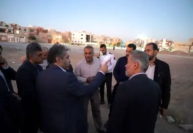  بازدید دکتر محمودزاده عضو هیات مدیره شرکت مادرتخصصی عمران شهرهای جدید از پروژه های شهر جدید بهارستان