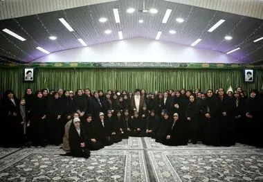 دیدار نماینده ولی‌فقیه در خراسان رضوی با بانوان مسئول رسانه‌های مشهد
