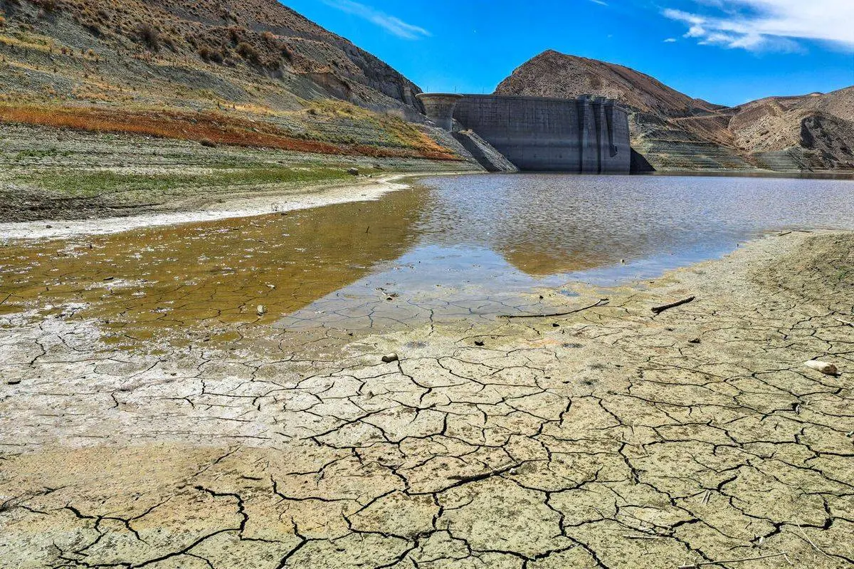 جهان اقتصاد گزارش می دهد؛
فرصت طلایی لایروبی سدها
