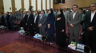 آیین تقدیر از نام‌آوران ورزشی فولاد هرمزگان برگزار در حال برگزاری است
