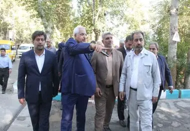 همزمان با فرارسیدن  هفته دولت، چندین پروژه عمرانی در شهر فلاورجان افتتاح وکلنگ زنی شد 