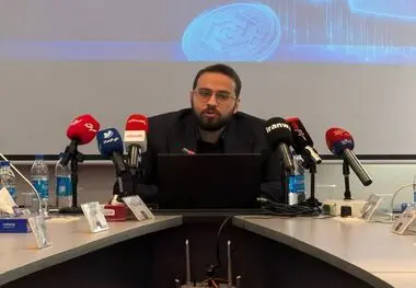 محمدمهدی الحسینی، مدیرعامل گروه رسانه‌ای ، اعلام کرد:
رمز آتی فضای گفت‌وگو را جایگزین تصمیم‌گیری پشت درهای بسته می‌کند