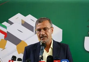 نماینده مردم هرمزگان در مجلس شورای اسلامی خبر داد: حمایت فولاد هرمزگان برای تامین تجهیزات ورزشی سالن آزادشهر

