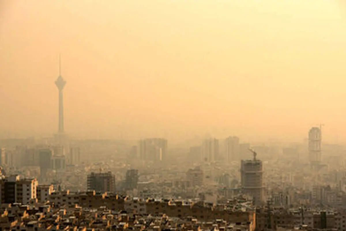 هوای تهران همچنان آلوده؛ ۱۳ نقطه در وضعیت قرمز
