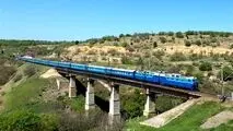 جهان اقتصاد گزارش می دهد؛
گره کور رشت-آستارا باز شد/گره ترانزیتی رشت-آستارا باز شد/باز شدن گره ریلی شمال-جنوب به کمک وام روسی
