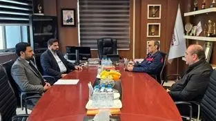 دیدار عضو کمیسون انرژی مجلس با مدیرعامل شرکت فولاد اکسین خوزستان
