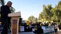همزمان با سراسر کشور و به مناسبت روز دانش آموز؛
 دانش آموزان مجموعه مدارس امام حسین (ع) شعار مرگ بر آمریکا سر دادند 
