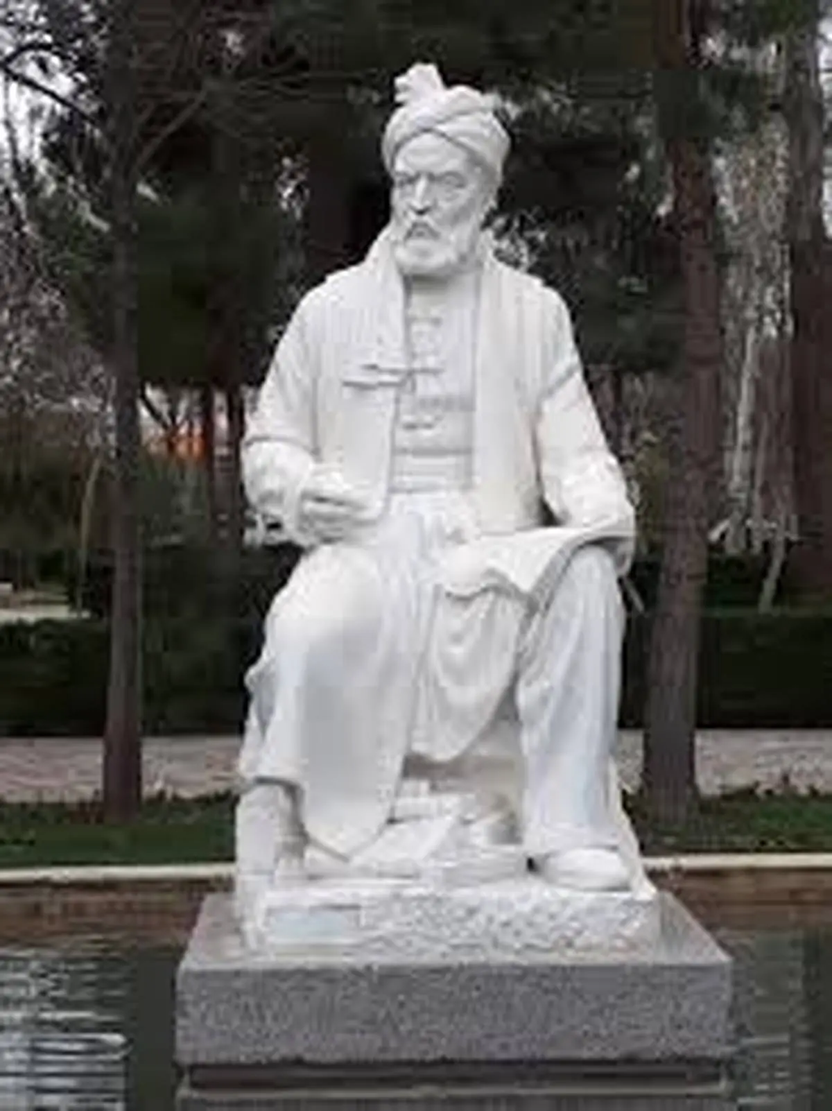 فردوسی شوخی نیست!