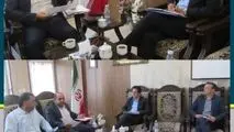 در دیدار معاون هماهنگی برق شهرستان ها با فرماندار انار تاکید شد:
 تسریع در اجرای نیروگاه‌های خورشیدی با تعیین تکلیف زمین‌ها