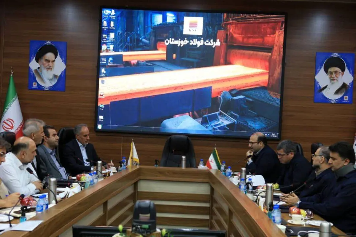 در راستای همکاری فیمابین شرکت فولاد خوزستان و شرکت برق منطقه ای خوزستان برگزار شد؛
نشست مدیرعامل شرکت فولاد خوزستان با مدیرعامل برق منطقه‌ای استان
