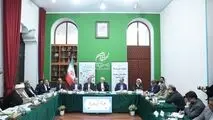 از هنرمندان خارج از کشور دعوت می‌کنیم به میهن خود بازگردند/ وزارت فرهنگ و ارشاد اسلامی زمینه بازگشت هنرمندان ایرانی خارج از کشور را به داخل فراهم کند/سینماگران روایتگر اقتدار ملی ایران باشند /تعاملات فرهنگی هنرمندان ایرانی با هنرمندان سرشناس بین‌المللی عل