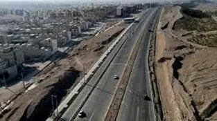 وزیر راه: قم گره استراتژیک اتصال کریدور «دریا به دریا» است