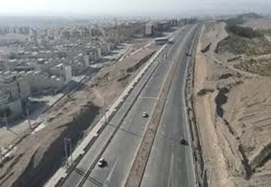 وزیر راه: قم گره استراتژیک اتصال کریدور «دریا به دریا» است