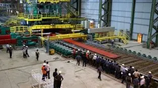 تصاویری خاطره‌ انگیز از روزهایی که نخستین محصول در شرکت فولاد اکسین خوزستان تولید شد