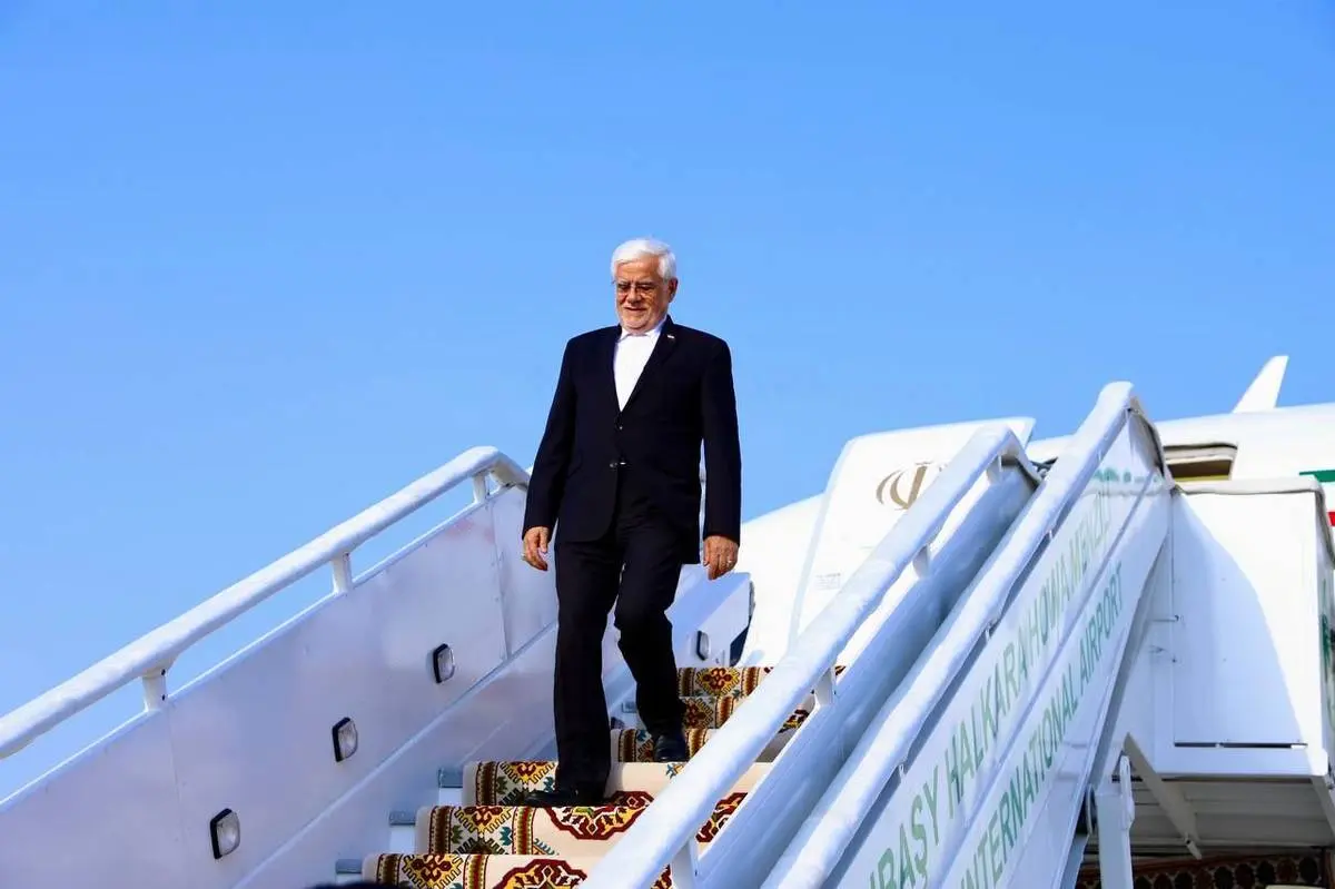معاون اول رئیس جمهور وارد ترکمنستان شد