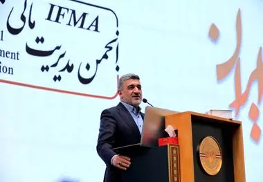 رییس سازمان بورس و اوراق بهادار در شانزدهمین دوره جایزه مدیریت مالی ایران