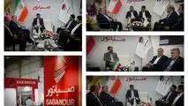 بازدید نمایندگان استان همدان از غرفه صبانور