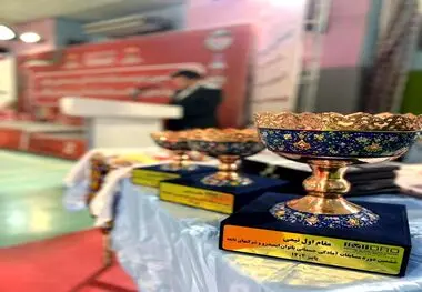 در مدت زمان دو روز رقابت پرهیجان ۳۷ تیم از شرکت های فولادی کشور در شرکت فولاد خوزستان؛

برگزیدگان مسابقات آمادگی جسمانی بانوان و آقایان "ایمیدرو" معرفی شدند