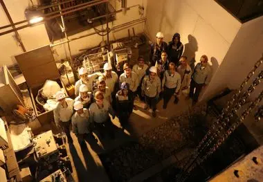 دایورتر سوئیچ نسل جدید، دوام سه‌برابری و کاهش یک‌سومی زمان تعمیرات را به همراه آورد؛

جهش در بهره‌وری انرژی با ارتقای تپ‌چنجر ترانسفورماتور کوره (۲) فولاد هرمزگان