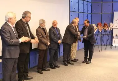 کسب سه رتبه برتر، دستاورد روابط عمومی آلومینای ایران در نوزدهمین جشنواره ملی انتشارات روابط‌ عمومی


