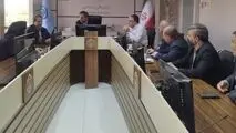 دکتر علی ترک مدیر درمان تامین اجتماعی استان اصفهان با رئیس و اعضای کانون بازنشستگان شهرستان خمینی شهر دیدار و گفتگو کرد.