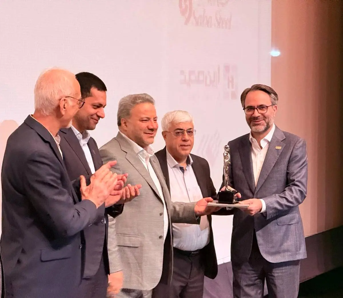 اختتامیه سمپوزیوم ۴۰۴ برگزار شد