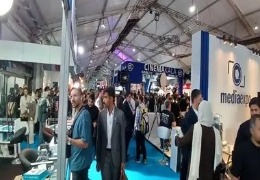 با حضور مقاماتی از دولت و مجلس
گشایش نخستین نمایشگاه تخصصی صنعت تصویر، صدا و تبلیغات ایران
