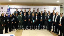 شانزدهمین گردهمایی روسای موفق شعب بانک‌ها و موسسات اعتباری برگزار شد:
25 رییس ‌شعبه بانک تجارت در زمره برترین‌ها