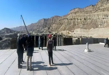 در سایت شمالی منطقه ویژه خلیج فارس انجام شد:
حضور خبرنگاران در سایت مخازن ذخیره آب طرح ساماندهی پساب بندرعباس