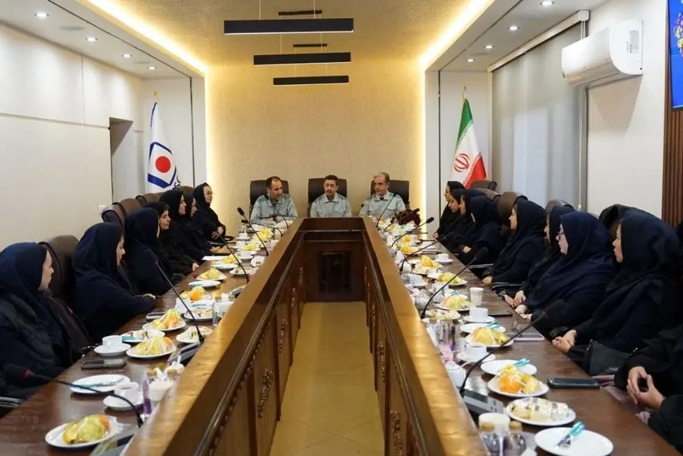 قدردانی سرپرست فولاد خراسان از بانوان شاغل در شرکت