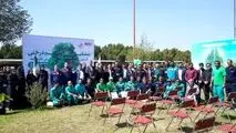 برگزاری آیین روز درختکاری در شرکت فولاد اکسین خوزستان

