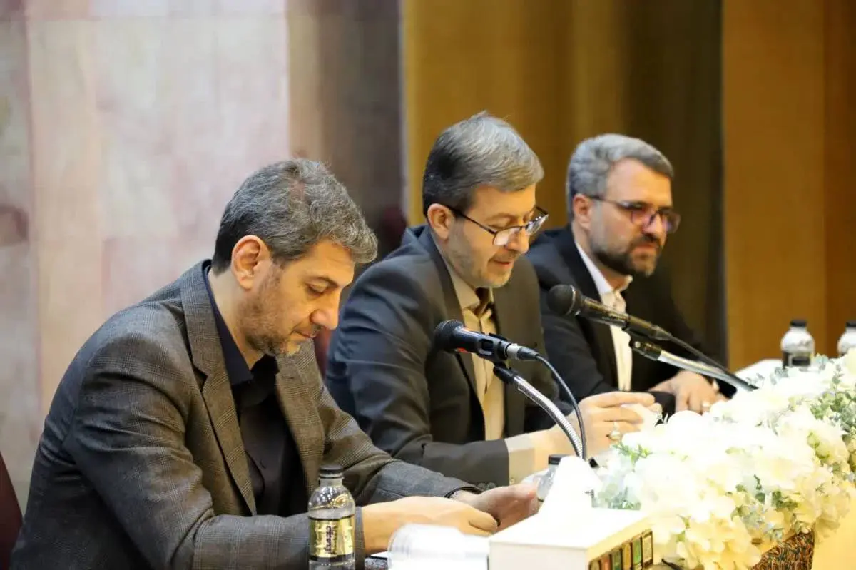 محمد مهدی فردوسی شهردار بهارستان به عنوان نفر اول انتخابات هیئت مدیره سازمان همیاری شهرداریهای استان اصفهان انتخاب شد