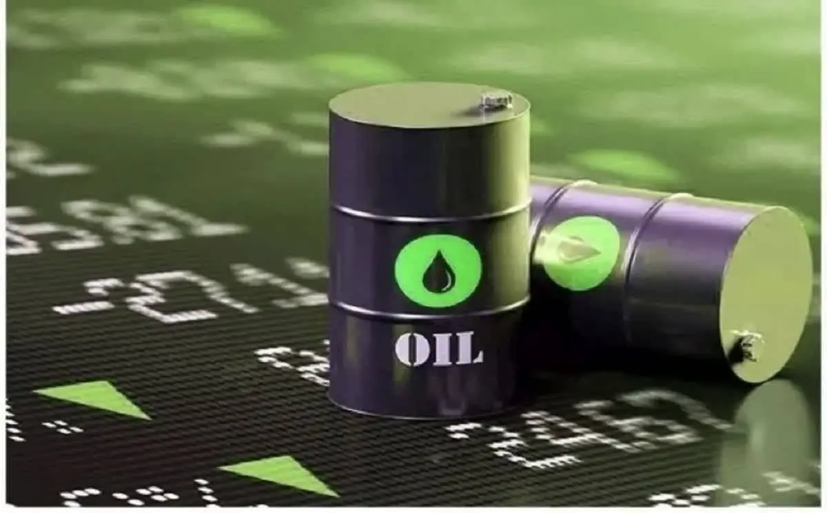 نفت روی سیم نازک