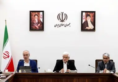 برنامه اقتصادی شرایط خاص کشور به زودی در دولت تصویب می‌شود/ راهبرد اصلی دولت چهاردهم در تدوین بودجه سال هدف‌گذاری رشد ۲ درصدی است/ تحدید تشکیلات و کاهش هزینه‌های اداری و توجه به اقشار آسیب‌پذیر و معیشت مردم در تدوین بودجه ۱۴۰۵ دیده شده است/خدمتگزاران مردم