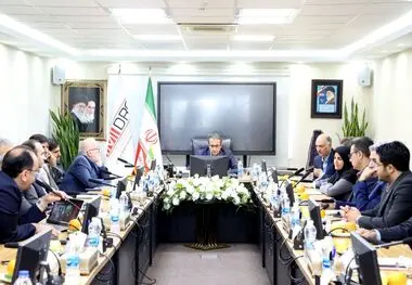 آقاجانلو: شرکت های معدنی و صنایع معدنی، برای دوران پس از تحریم آماده شوند

