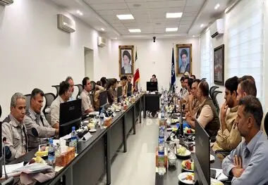 نشست شورای معاونان و مدیران چادرملو در مجتمع معدنی

