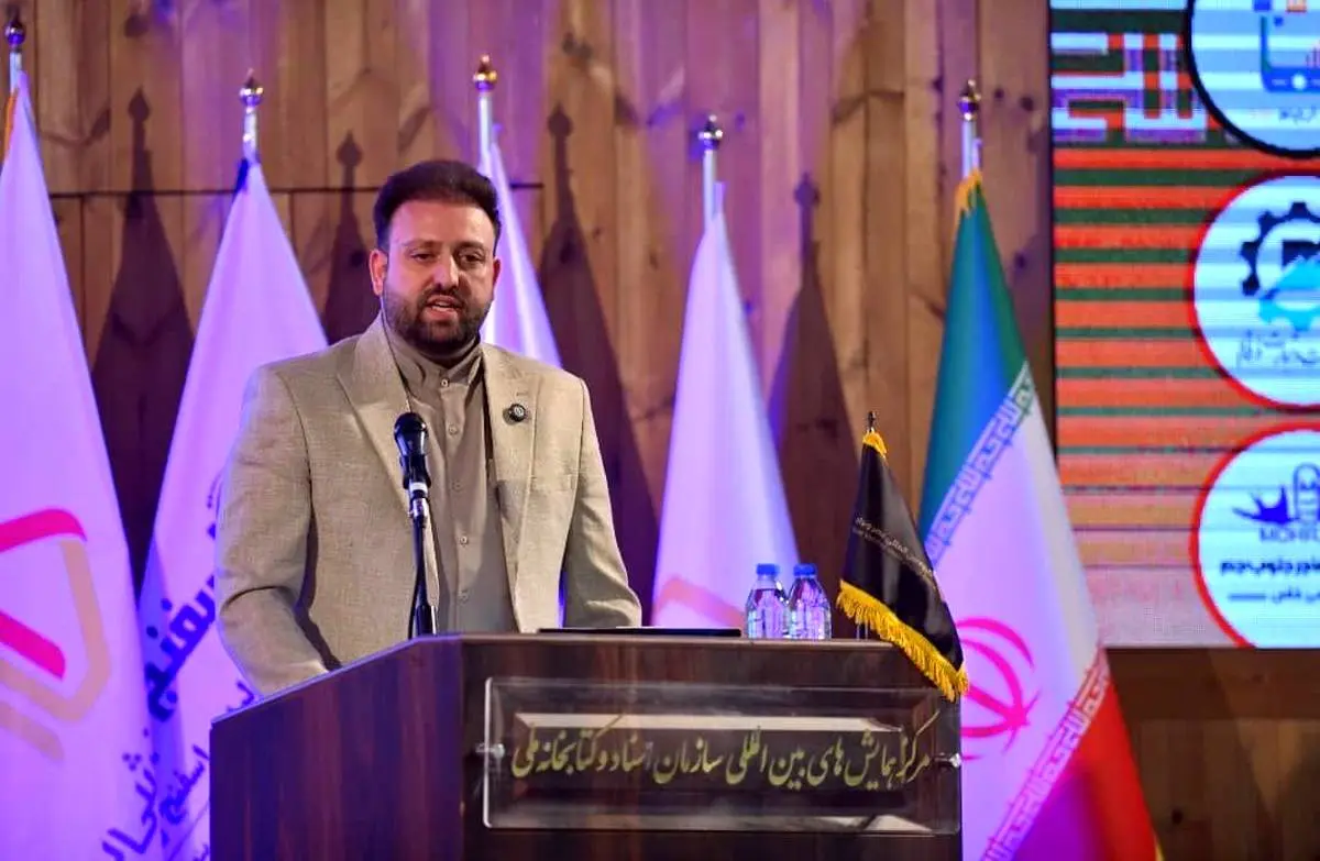 دکتر ابوذر شهپری: نادیده گرفتن نسل Z، نادیده گرفتن قلب تپنده جامعه است