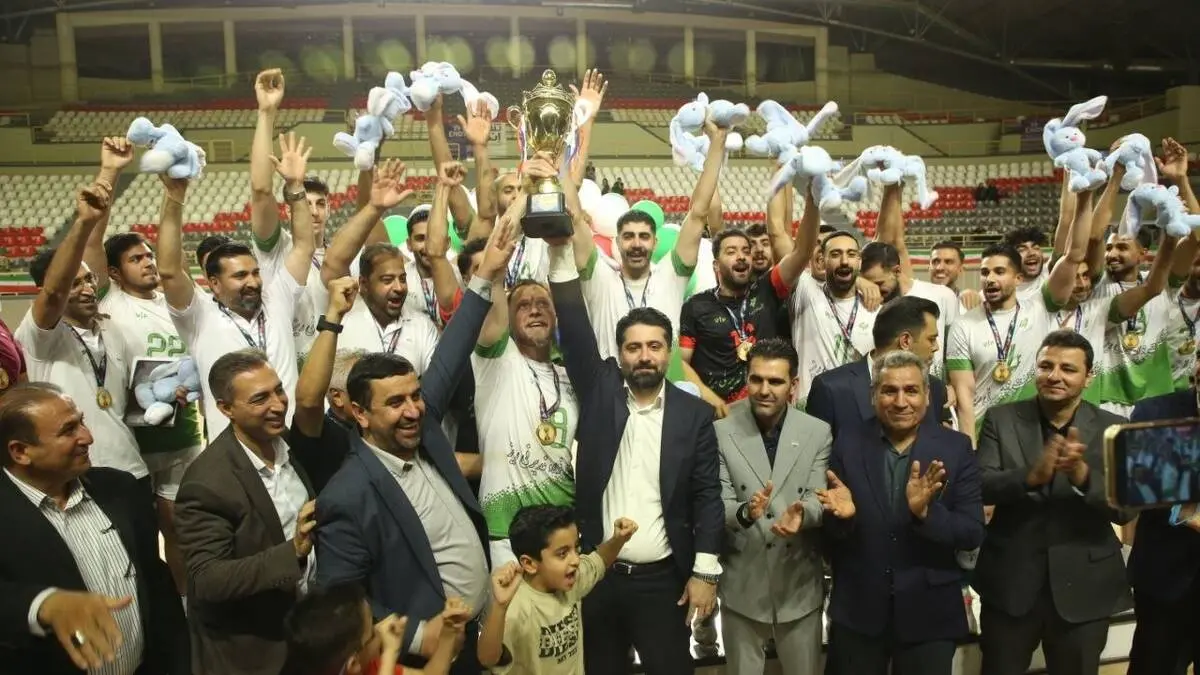 پیام دکتر احمدی در پی کسب قهرمانی تیم والیبال فولاد غدیر نی‌ریز در سوپر لیگ والیبال فارس