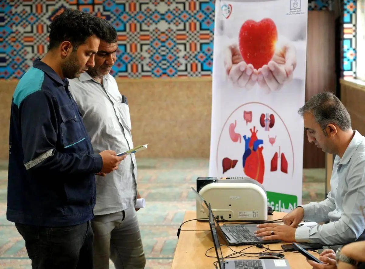 در راستای مسئولیت‌های اجتماعی انجام شد؛ حضور فعال کارکنان فولاد هرمزگان در پویش اهدای عضو اهدای زندگی