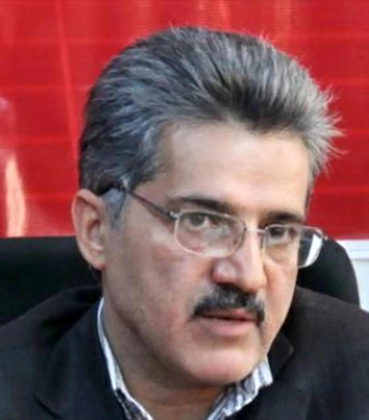 
ضرورت واگذاری میز تصدی‌گری به مردم