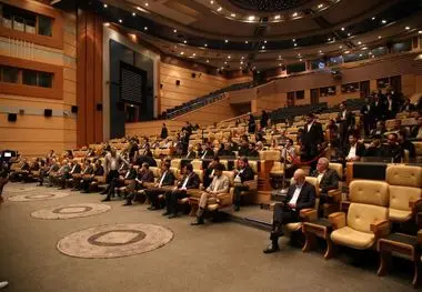 درخشش فولاد خوزستان در سمپوزیوم فولاد؛ از کارشناس برتر سال تا طرح برگزیده فولاد سبز