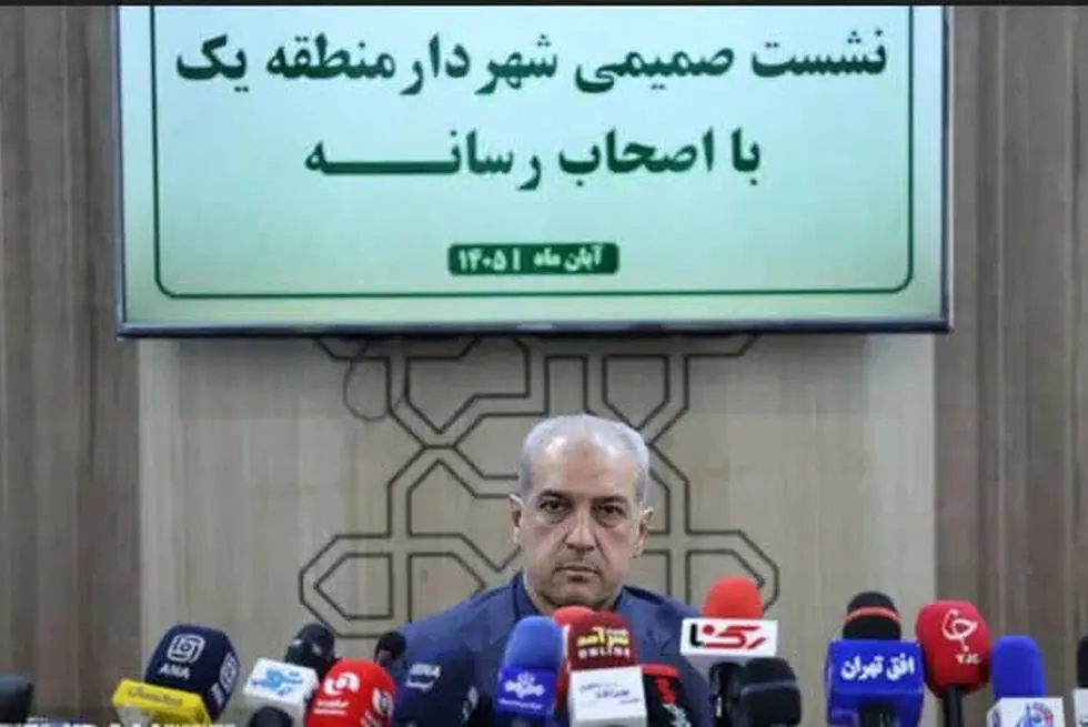 بسته اقتصاد شهری منطقه یک با افتتاح مجموعه ورزشی ازگل