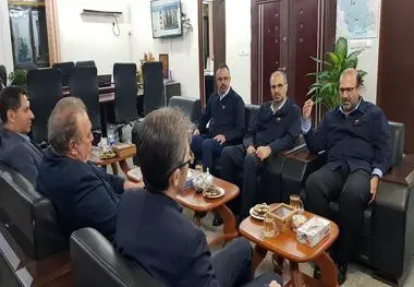 در راستای تعامل بیشتر با سازمان صمت؛ 

✔️ مدیرعامل شرکت فولاد خوزستان با سرپرست سازمان صمت خوزستان دیدار نمود 